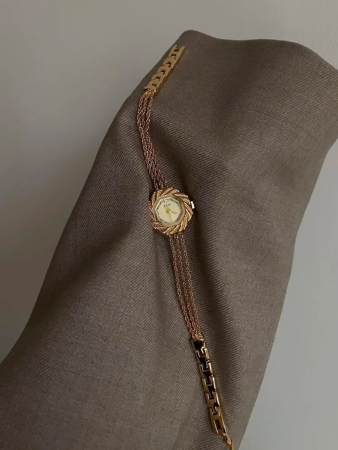 Personalized Gold Plated Jewelry Watch