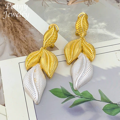 Leaf Shaped Gilded Choker Set