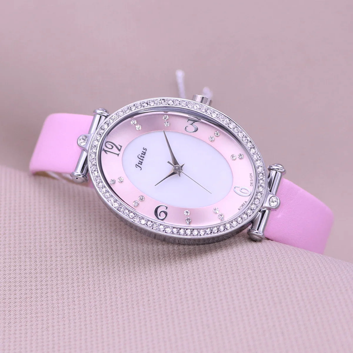 Heritage Lady Leather Bracelet Watch