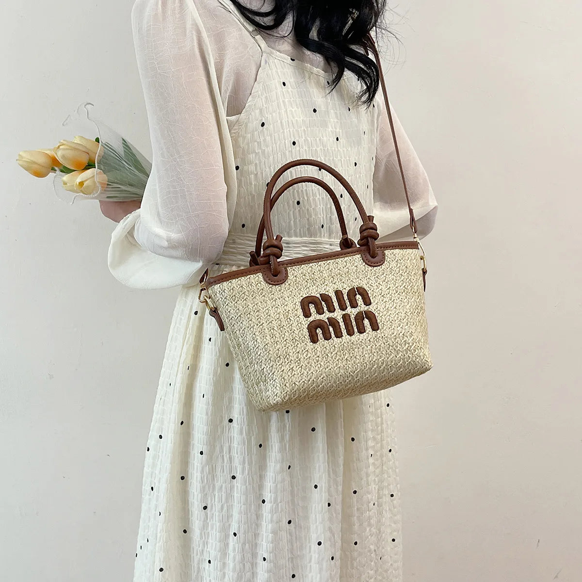 Embroidered Thread Beach Artisan Bag