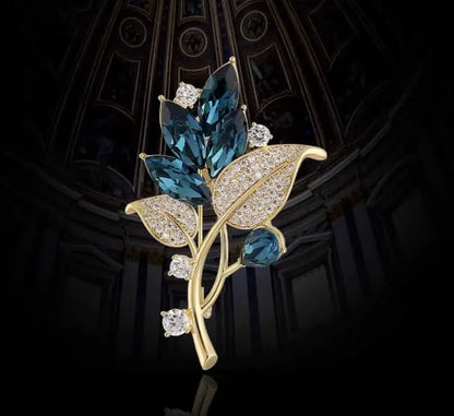 Tulip Flower Pearl Gala Brooch