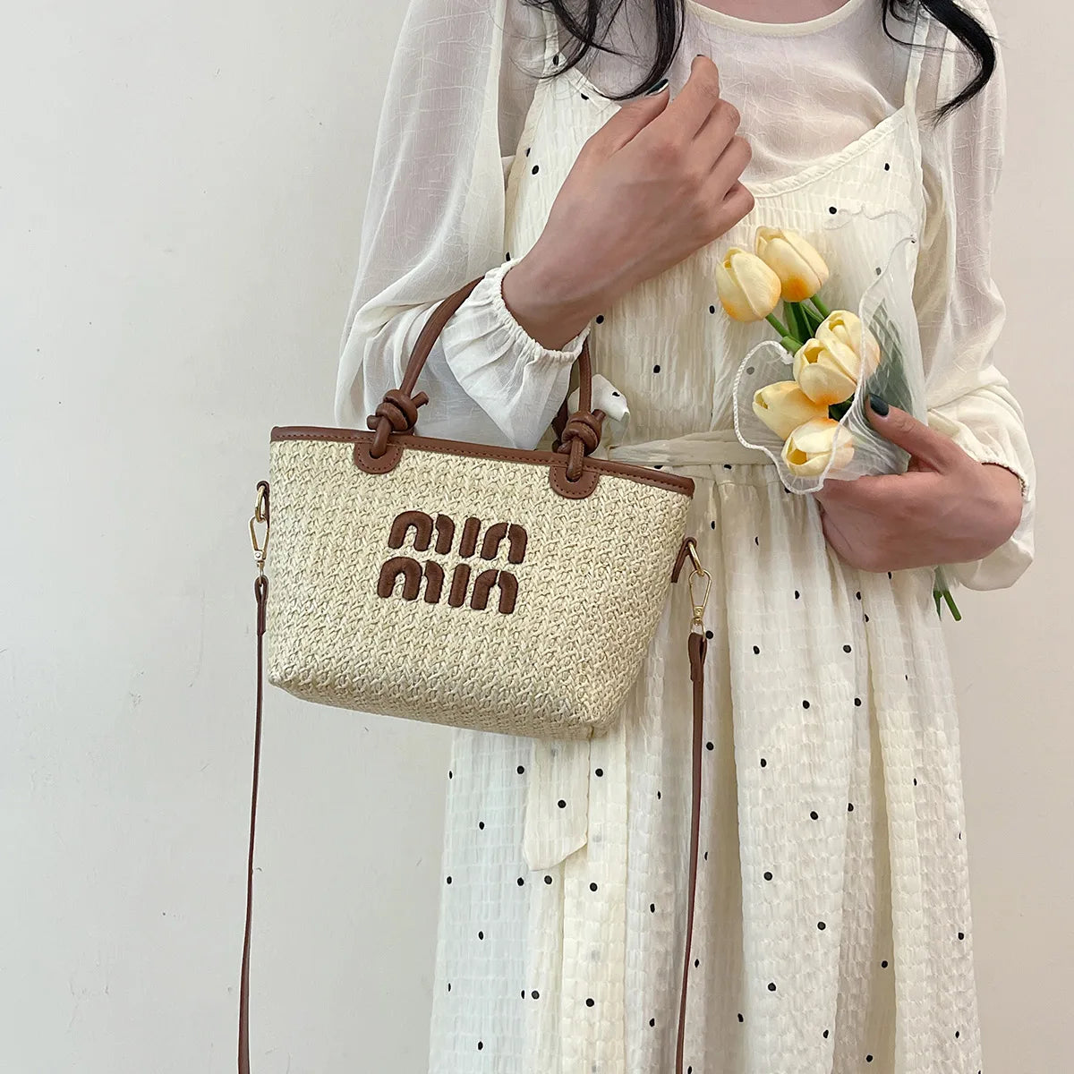 Embroidered Thread Beach Artisan Bag