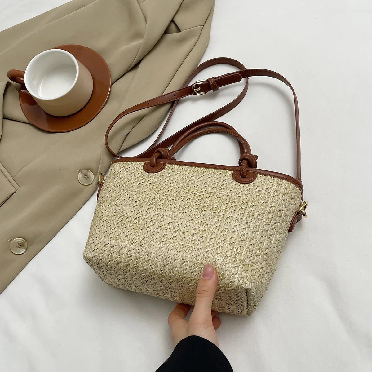 Embroidered Thread Beach Artisan Bag