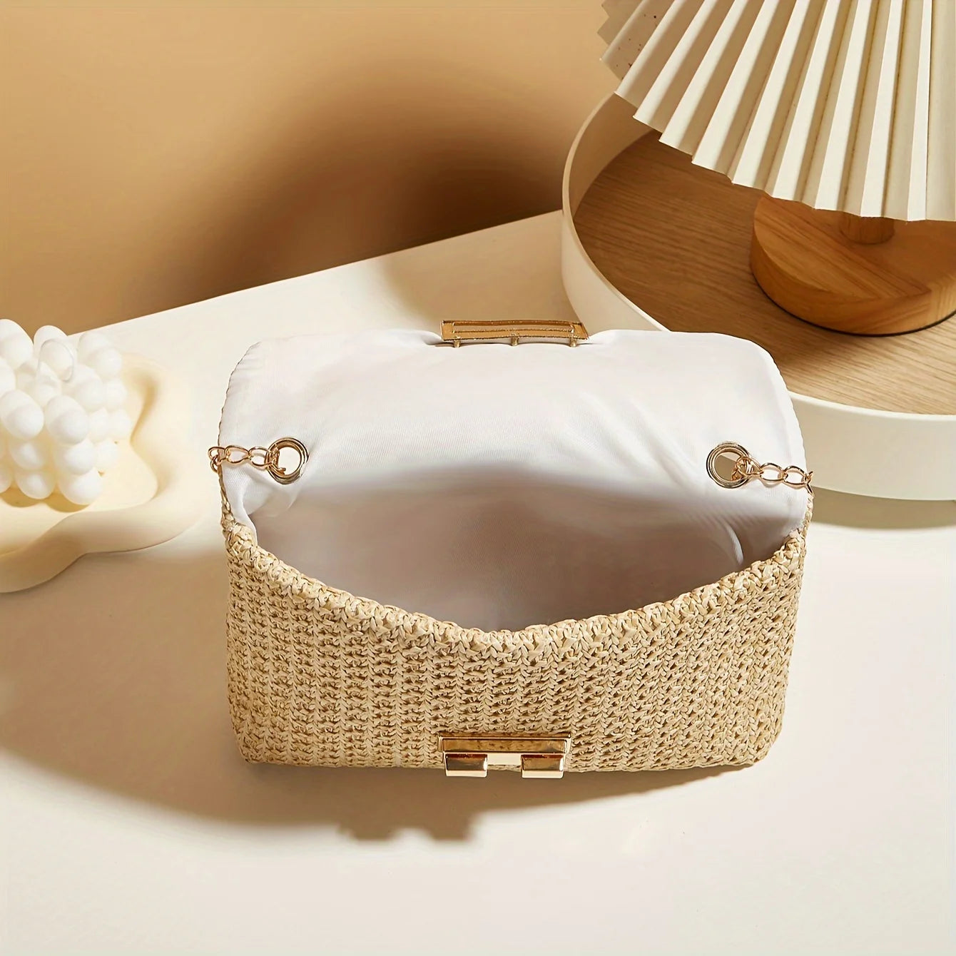 Handwoven Artisan Straw Lock Purse