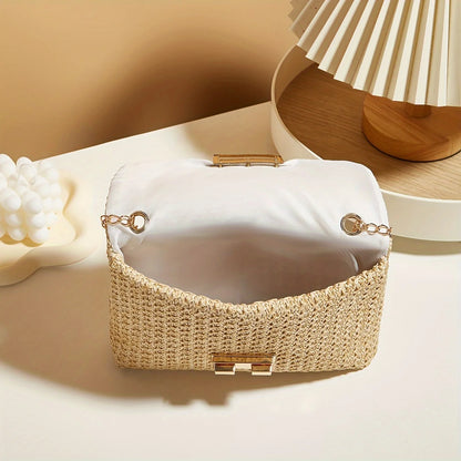 Handwoven Artisan Straw Lock Purse
