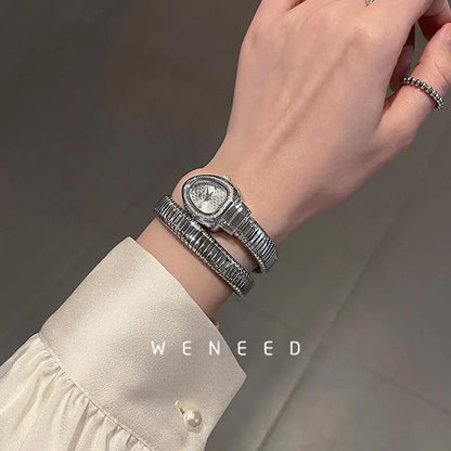 Serpentine Motif Light Luxury Watch