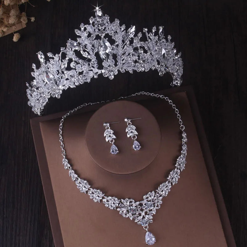 Dubai Royal Crystal Tiara Set