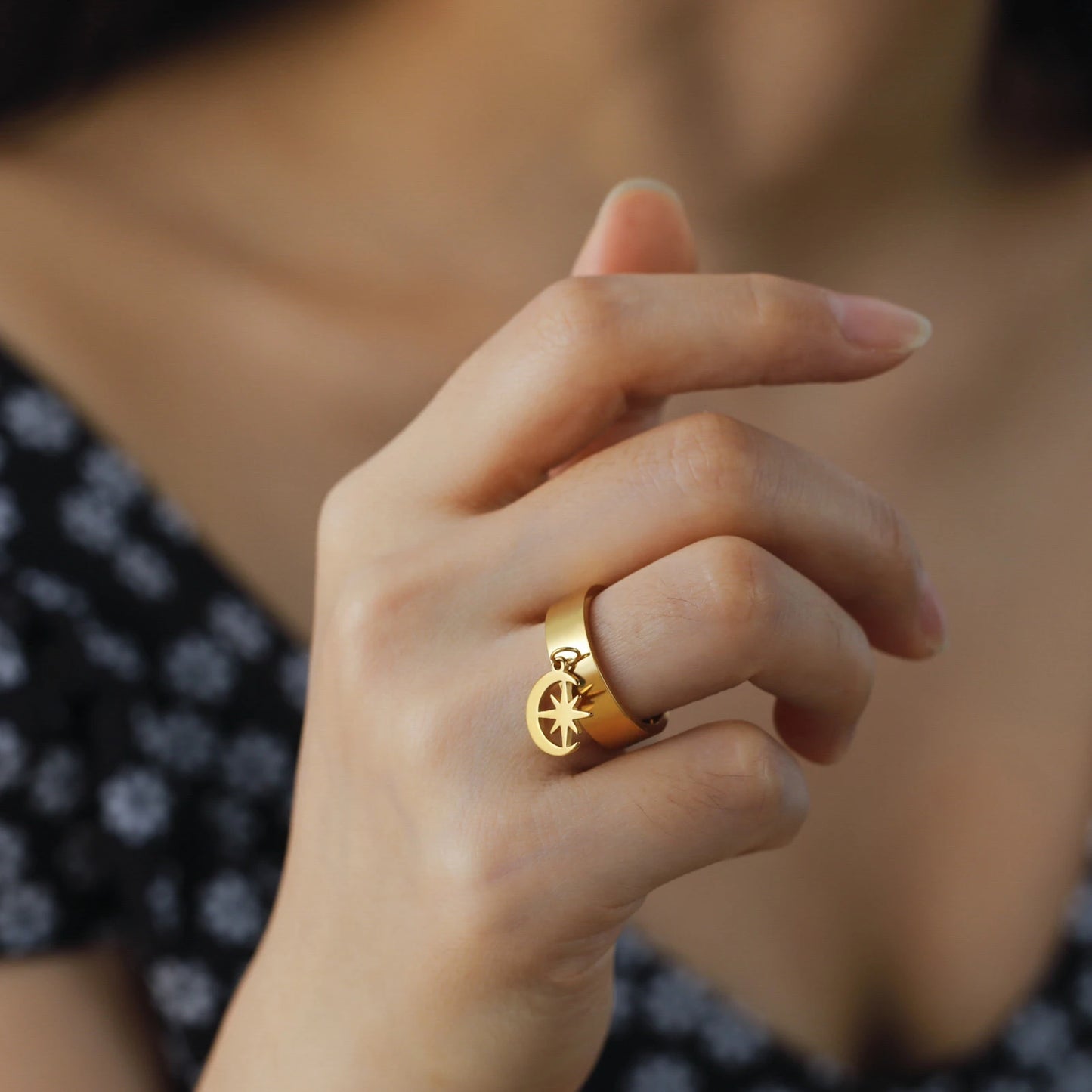 Minimalist Floral Stainless Steel Ring