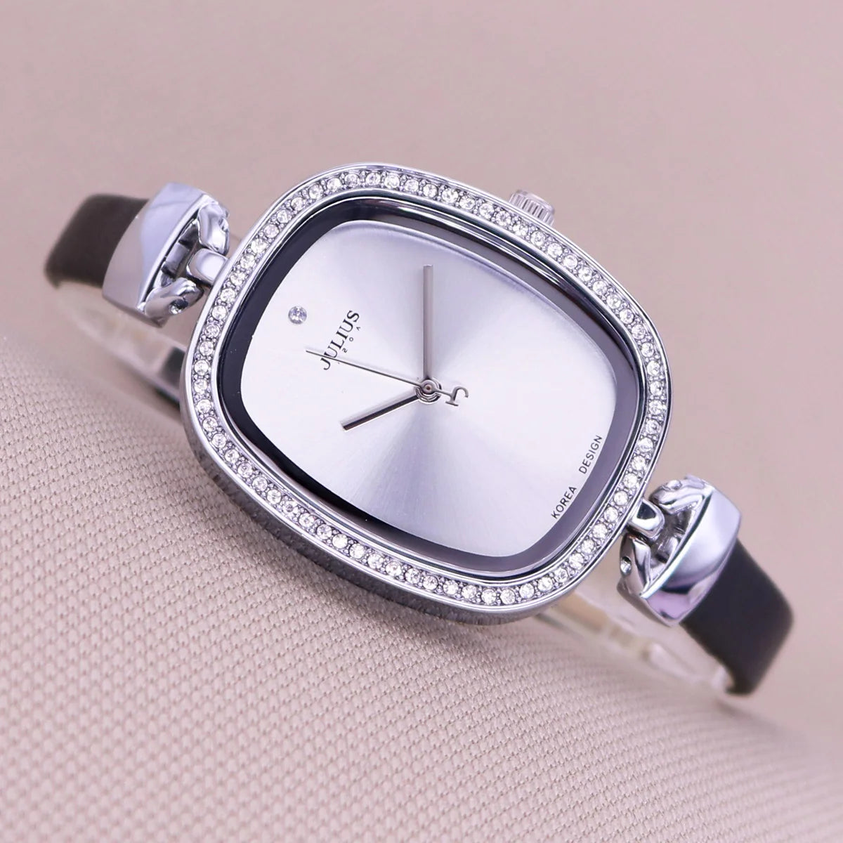 Heritage Lady Bracelet Leather Watch