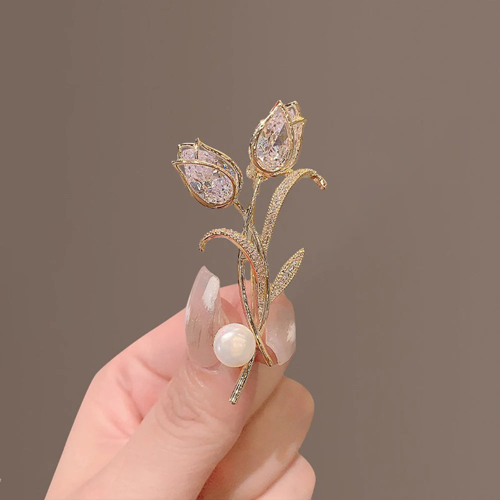 Tulip Flower Pearl Gala Brooch