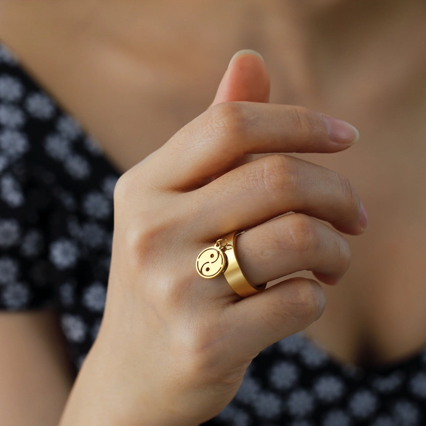Minimalist Floral Stainless Steel Ring