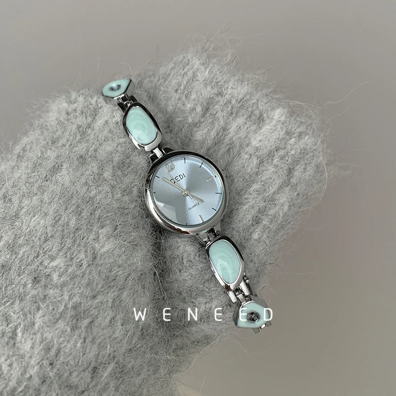 Beimu Small Round Bracelet Watch