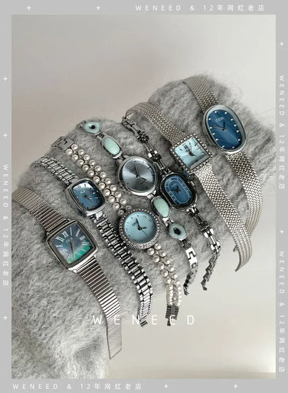 Beimu Small Round Bracelet Watch