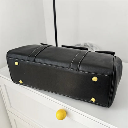 Soft Grain Essential Daily Handbag