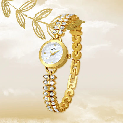 Gold Small Chain Quartz Timepiece
