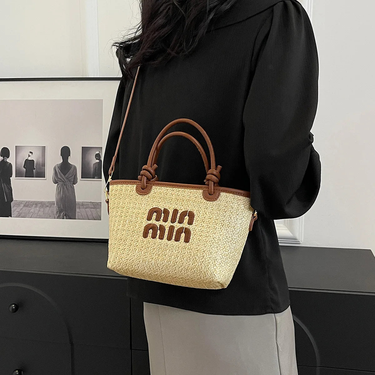 Embroidered Thread Beach Artisan Bag