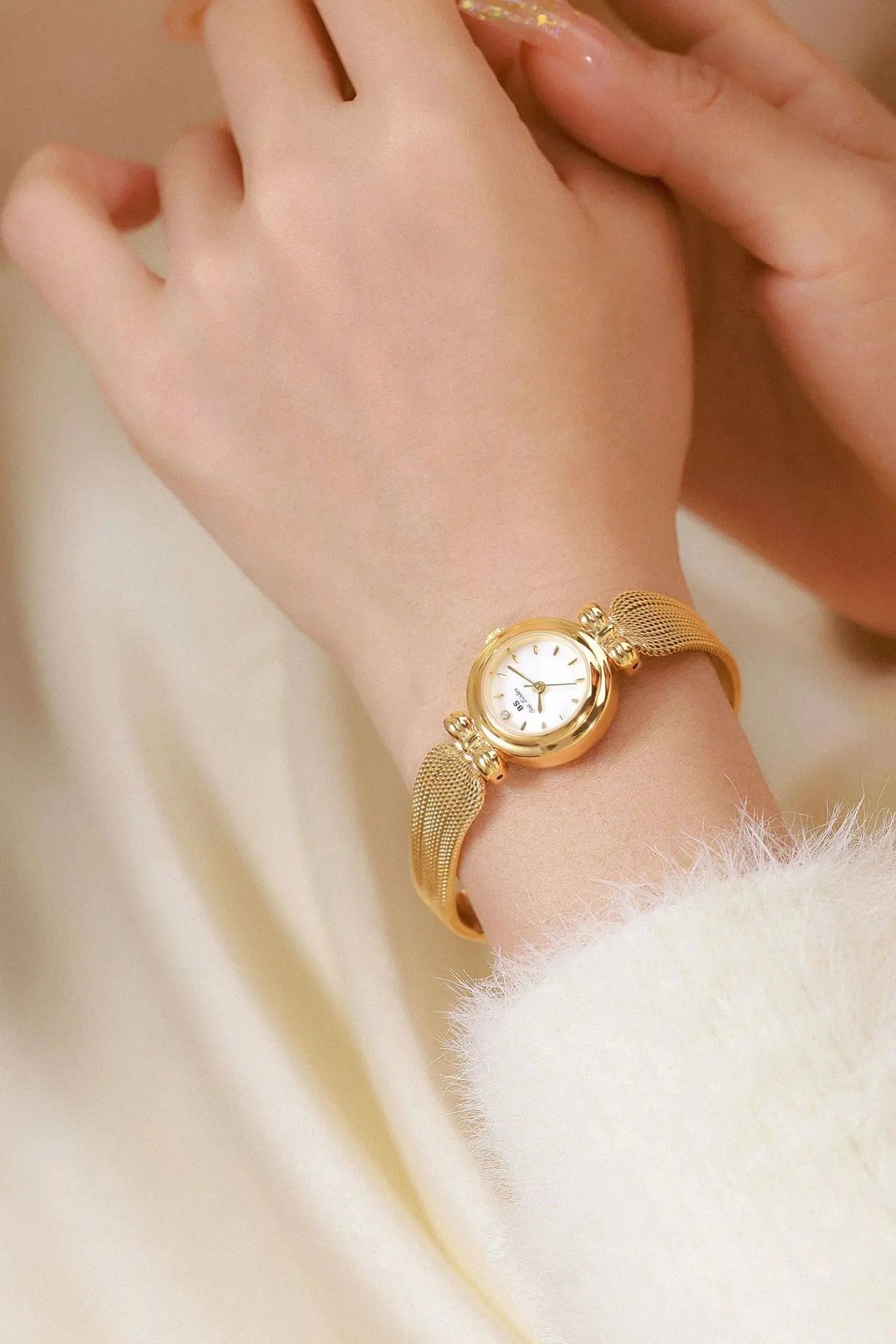 Temperament Gold Waterproof Jewelry Watch